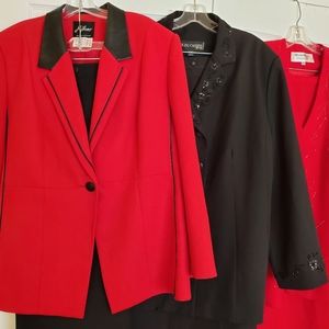 (3) PLUS SIZE SUITS SIZE 22W